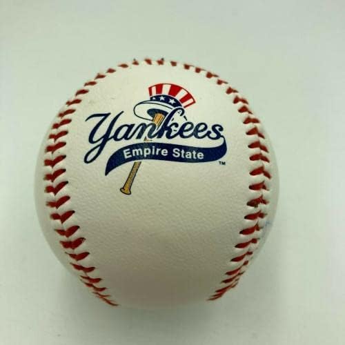 Перспективите на Янкис Мани Бануэлоса В бейзбола с автографи на Янкис - Бейзболни топки с автографи
